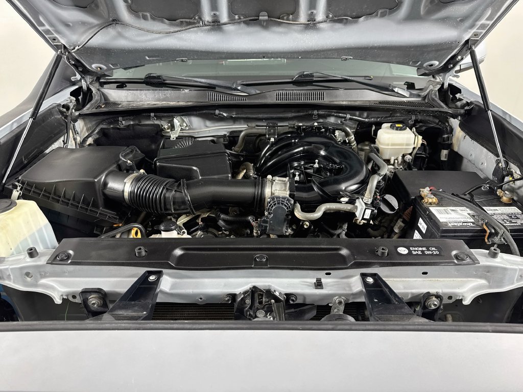 Used 2018 Toyota Tacoma TRD Off-Road AWD/4WD image 30
