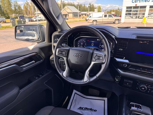 Used 2023 Chevrolet Silverado 1500 RST AWD/4WD image 21