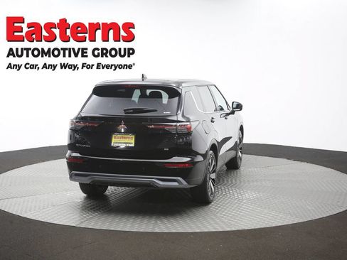 Used 2025 Mitsubishi Outlander SE AWD/4WD image 40