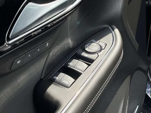 Used 2025 Buick Envision Preferred AWD/4WD image 29