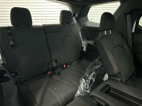 New 2025 Honda Pilot Sport image 18