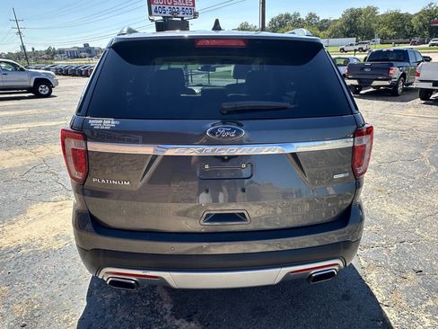 Used 2016 Ford Explorer Platinum image 8