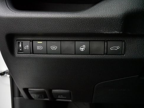 Certified 2025 Toyota RAV4 XLE Premium image 27