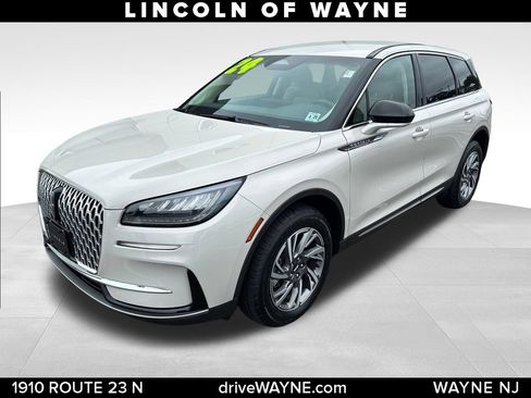 Certified 2024 Lincoln Corsair AWD image 1