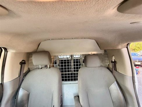 Used 2015 Nissan NV200 SV w/ Technology Package FWD image 24