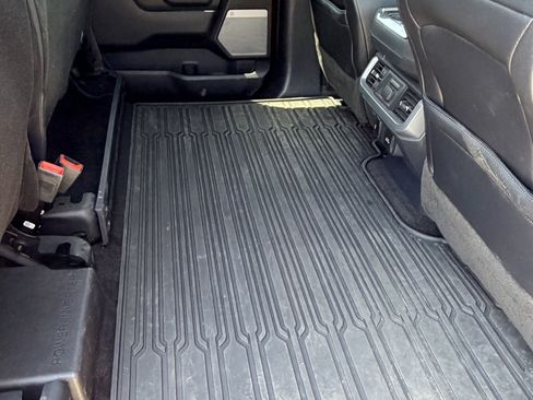 Used 2022 Ford F150 Lariat w/ Equipment Group 502A High AWD/4WD image 14