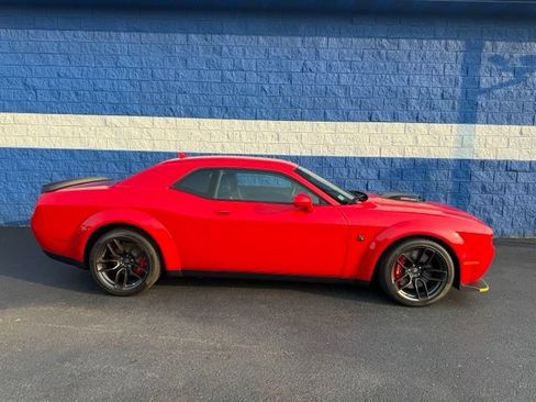 Used 2022 Dodge Challenger R/T Scat Pack RWD image 2