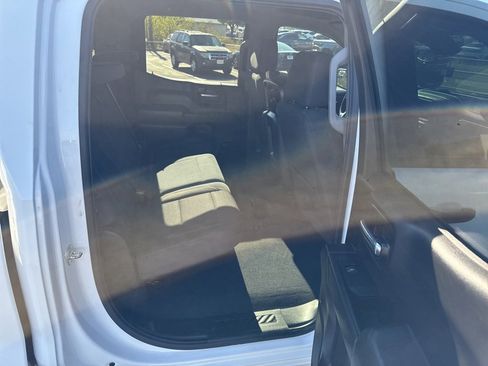 Used 2022 Chevrolet Silverado 1500 Custom image 24