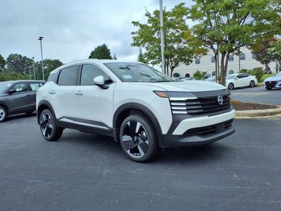 New 2025 Nissan Kicks SR