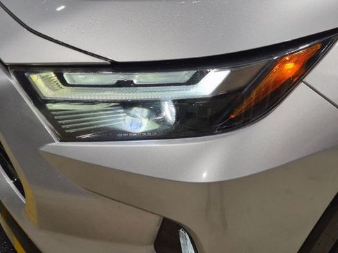 Used 2024 Toyota RAV4 XSE AWD/4WD image 7