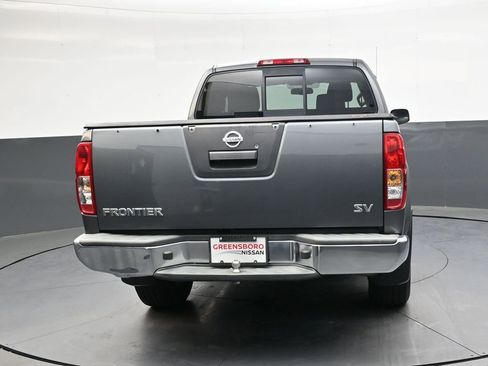 Used 2018 Nissan Frontier SV RWD image 4