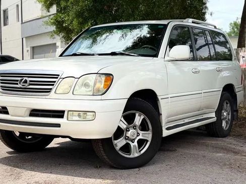 Used 2004 Lexus LX 470 4WD image 1