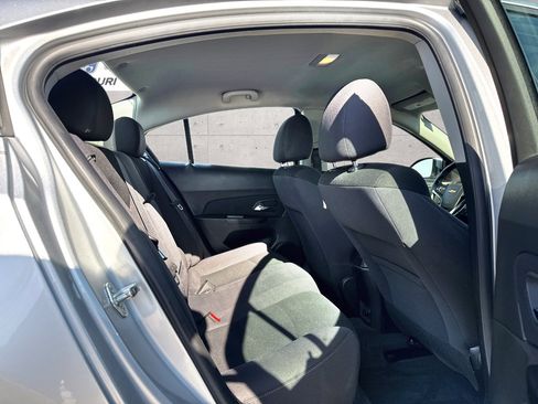 Used 2014 Chevrolet Cruze Eco image 8
