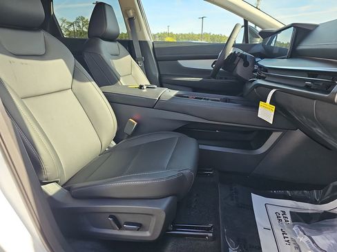 New 2026 Nissan Murano SL AWD/4WD image 13