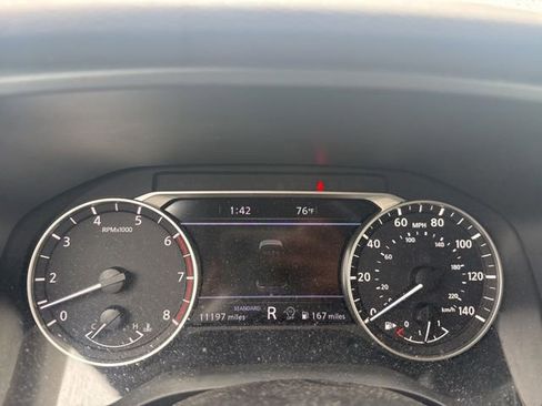 Used 2023 Nissan Rogue SL w/ SL Premium Package image 19