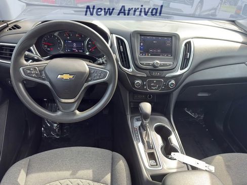 Certified 2023 Chevrolet Equinox LT AWD/4WD image 8