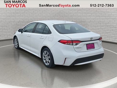 Used 2022 Toyota Corolla LE image 7