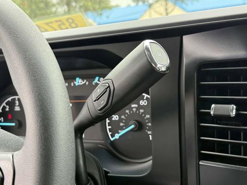 New 2025 Ford F350 XL w/ XL Chrome Package image 17