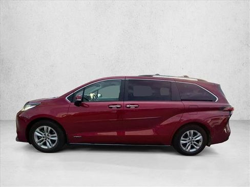 Used 2021 Toyota Sienna Limited AWD/4WD image 8