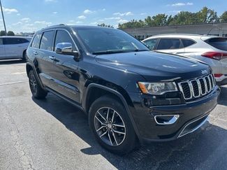 Used 2018 Jeep Grand Cherokee Limited image 1