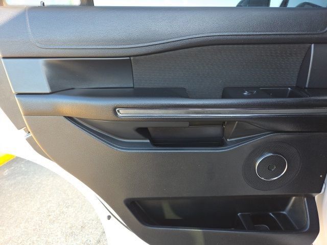 Used 2019 Ford Expedition XLT RWD image 25