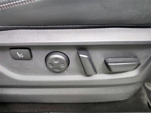 Used 2025 Nissan Armada Platinum Reserve image 50