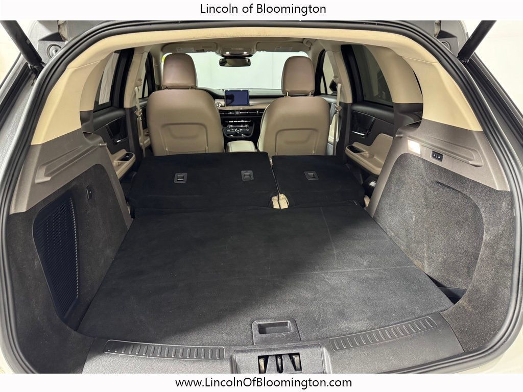 Used 2022 Lincoln Corsair AWD w/ Premium Package image 15