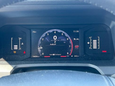 Certified 2025 Toyota 4Runner SR5 AWD/4WD image 33
