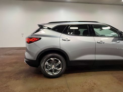 Used 2024 Chevrolet Blazer LT w/ Convenience Package FWD image 33