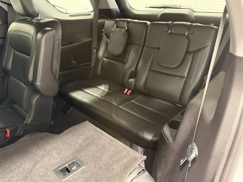 Used 2021 Ford Explorer Limited w/ Equipment Group 301A image 44