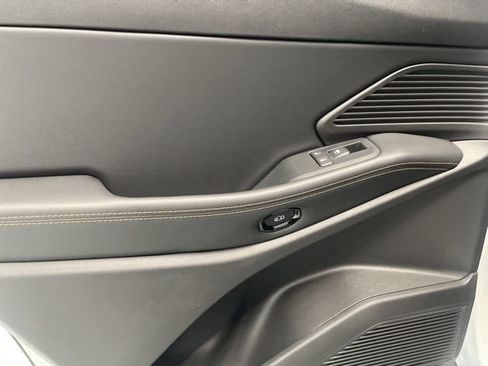New 2026 Jeep Cherokee Limited AWD/4WD image 23