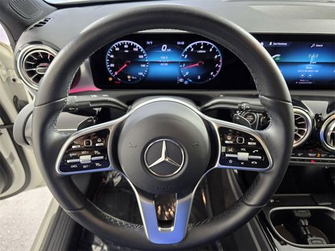 Certified 2022 Mercedes-Benz A 220 image 18