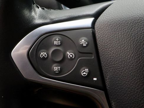 Used 2022 Chevrolet Traverse LT AWD/4WD image 28