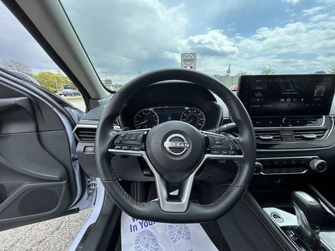 Certified 2024 Nissan Altima 2.5 SR w/ SR Premium Package AWD/4WD image 18