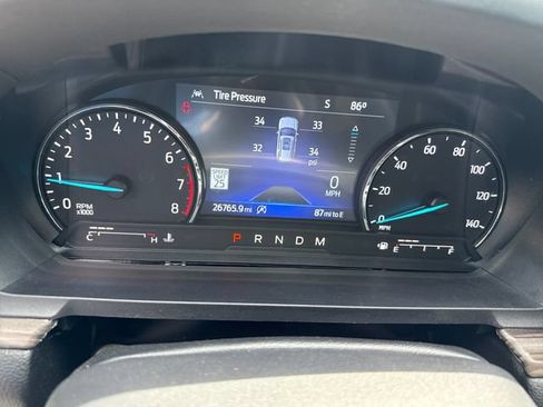 Used 2021 Ford Explorer Limited w/ Equipment Group 301A AWD/4WD image 19