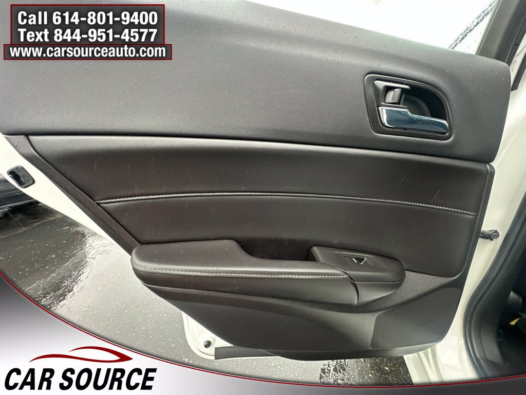 Used 2018 Acura ILX w/ AcuraWatch Plus Package FWD image 21