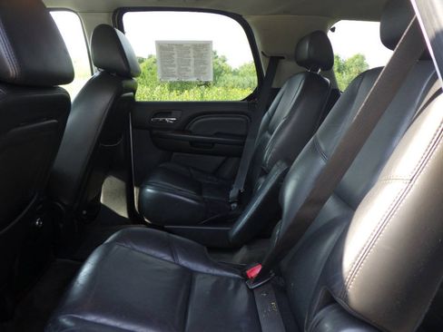 Used 2007 Cadillac Escalade AWD image 13