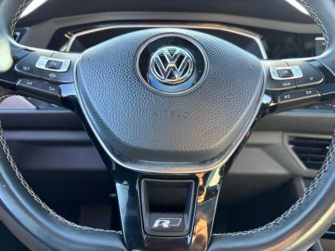 Used 2019 Volkswagen Jetta R-Line image 25