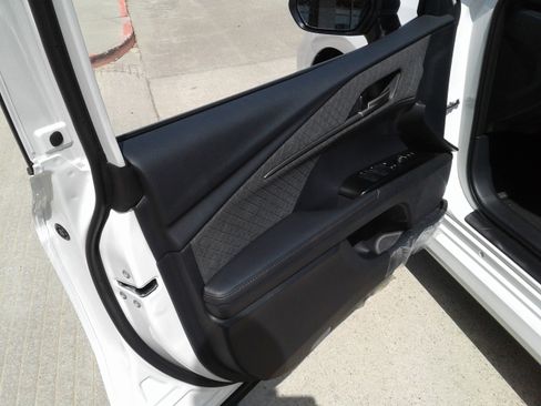 New 2026 Toyota Camry XLE AWD/4WD image 6