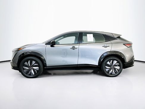 Used 2024 Nissan Ariya AWD image 4