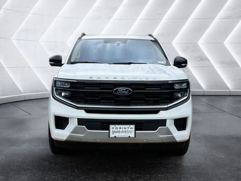 Used 2025 Ford Expedition Max Platinum AWD/4WD image 2