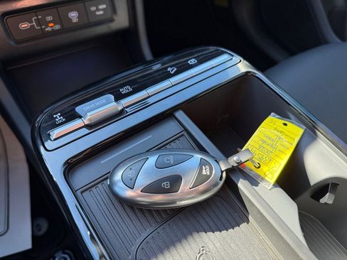 New 2025 Hyundai Tucson SEL image 35