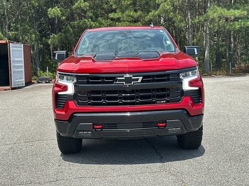 Used 2023 Chevrolet Silverado 1500 LT Trail Boss w/ LT Trail Boss Premium Package AWD/4WD image 2