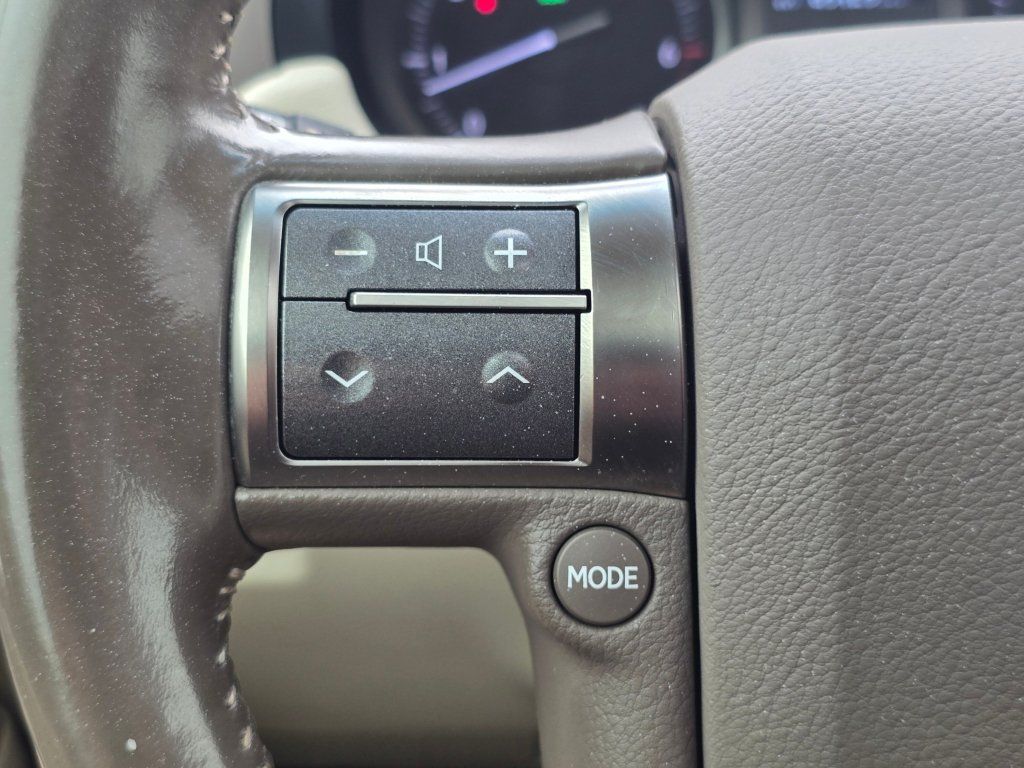 Used 2018 Lexus GX 460 Premium AWD/4WD image 39