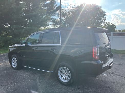 Used 2019 GMC Yukon SLT AWD/4WD image 4