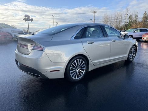 Used 2017 Lincoln MKZ Select w/ Technology Package image 5