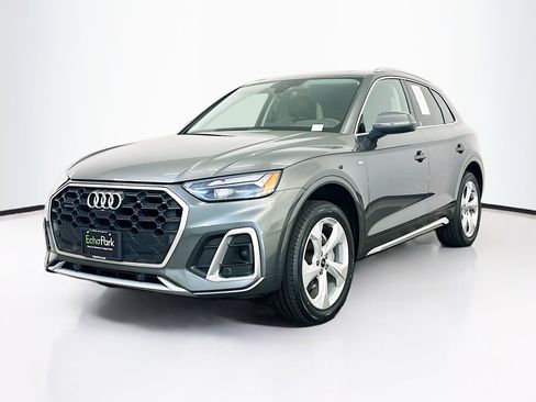 Used 2023 Audi Q5 2.0T Premium Plus w/ Premium Plus Package AWD/4WD image 3