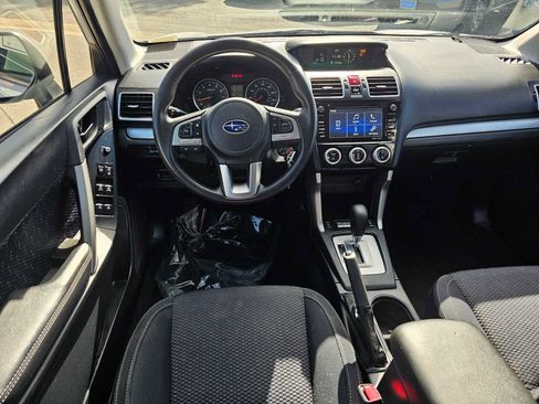 Used 2017 Subaru Forester 2.5i Premium w/ All-Weather Package image 18