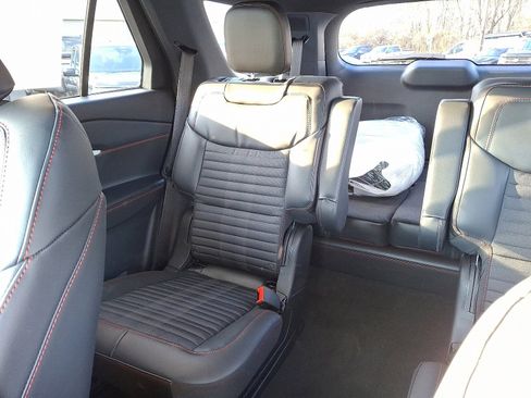 New 2026 Ford Explorer ST-Line image 11