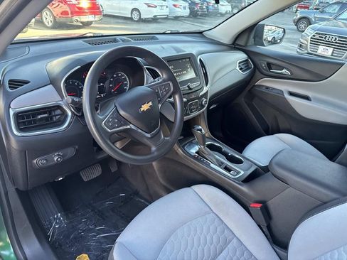 Used 2018 Chevrolet Equinox LS image 14